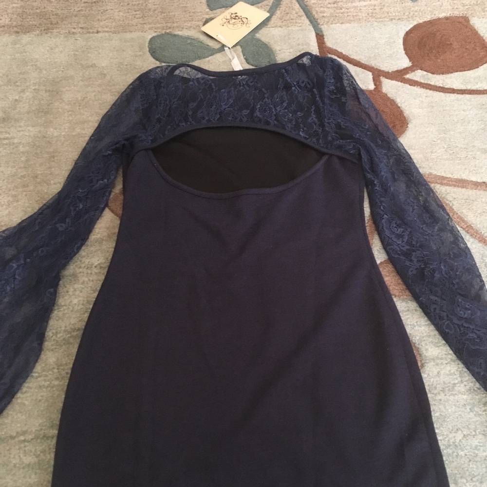 Navy Blue Lace Sleeve Dress - Picture 4 of 11